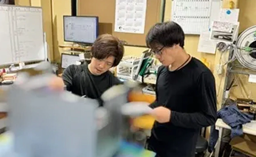 仕事中の風景イメージ